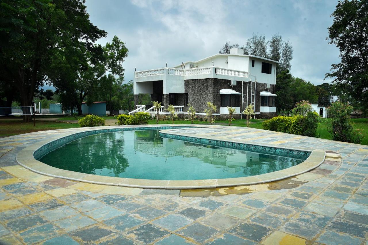 Whispering Woods Villa And Eco Farms Lonavla Exterior foto